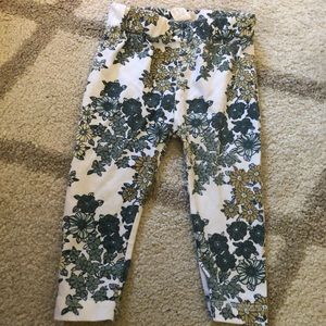 Floral print pants Kate Quinn